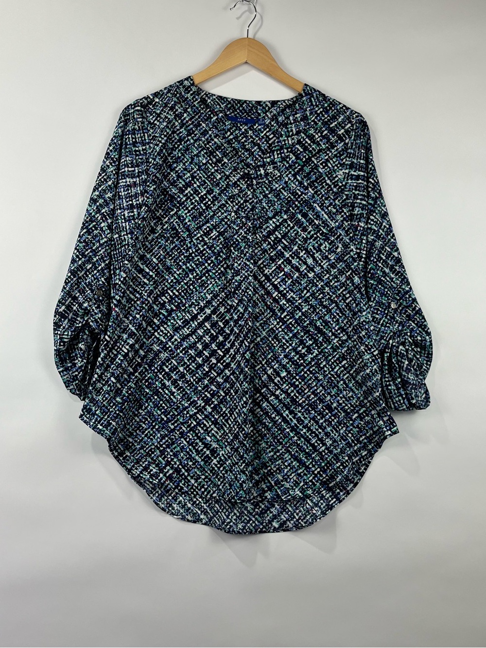 NWOT Apt. 9 M Lightweight Roll Tab 3/4 Sleeve Blouse Office Workwear Tunic Top